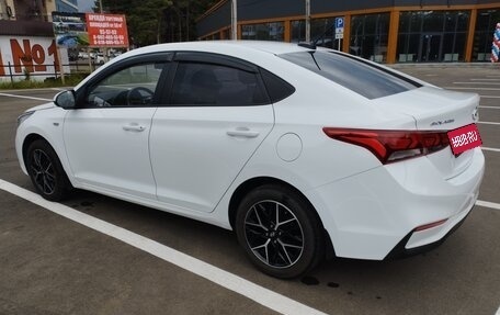 Hyundai Solaris II рестайлинг, 2017 год, 999 000 рублей, 1 фотография