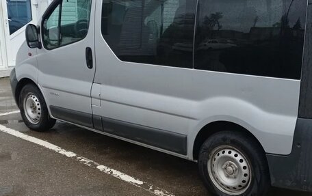Renault Trafic, 2003 год, 925 000 рублей, 1 фотография
