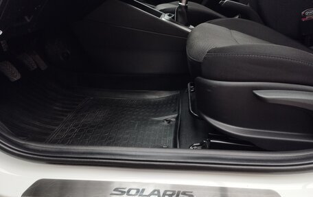 Hyundai Solaris II рестайлинг, 2017 год, 999 000 рублей, 9 фотография