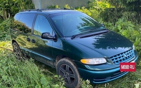 Chrysler Voyager III, 1998 год, 280 000 рублей, 2 фотография