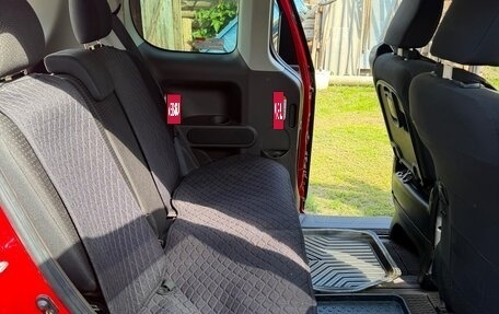 Toyota Porte II, 2015 год, 1 030 000 рублей, 5 фотография