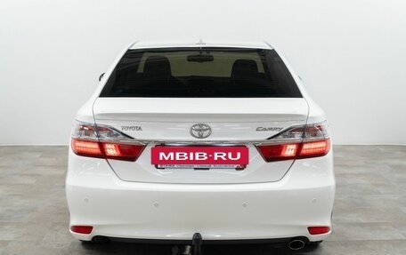 Toyota Camry, 2015 год, 2 150 000 рублей, 5 фотография
