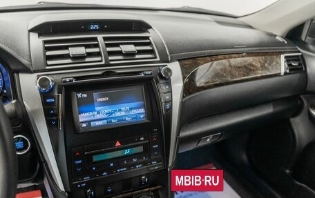 Toyota Camry, 2015 год, 2 150 000 рублей, 11 фотография