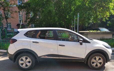Renault Kaptur I рестайлинг, 2018 год, 1 300 000 рублей, 3 фотография