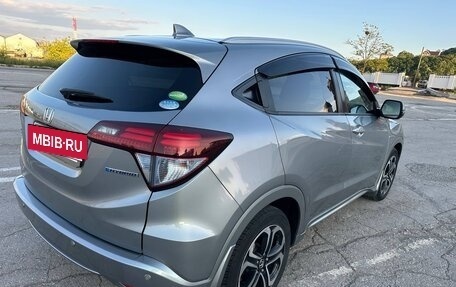 Honda Vezel, 2014 год, 1 300 000 рублей, 2 фотография