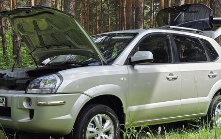 Hyundai Tucson III, 2008 год, 899 000 рублей, 6 фотография