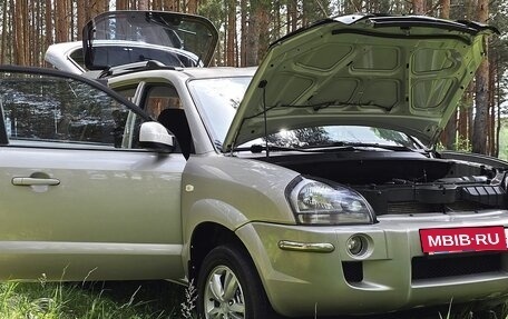 Hyundai Tucson III, 2008 год, 899 000 рублей, 39 фотография