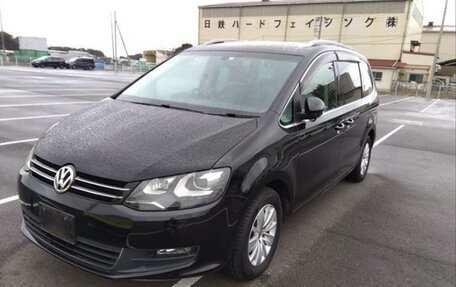 Volkswagen Sharan II, 2011 год, 1 099 000 рублей, 2 фотография