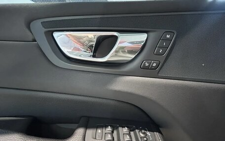 Volvo XC60 II, 2019 год, 3 590 000 рублей, 12 фотография