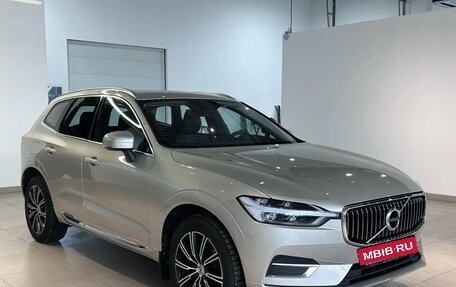 Volvo XC60 II, 2019 год, 3 590 000 рублей, 3 фотография
