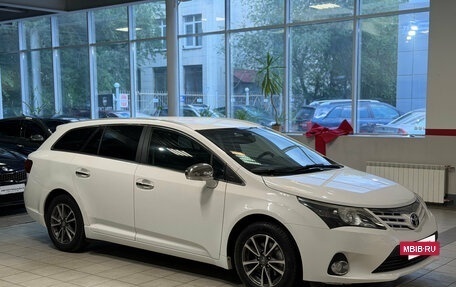 Toyota Avensis III рестайлинг, 2014 год, 1 579 000 рублей, 8 фотография