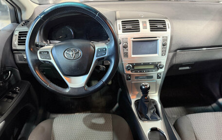 Toyota Avensis III рестайлинг, 2014 год, 1 579 000 рублей, 11 фотография