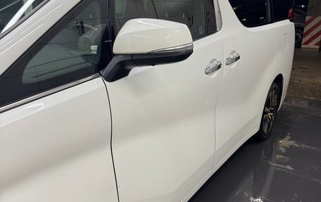 Toyota Alphard III, 2021 год, 5 300 000 рублей, 2 фотография