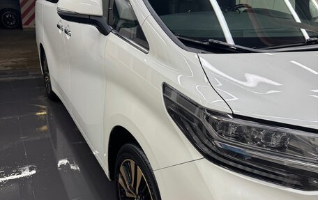 Toyota Alphard III, 2021 год, 5 300 000 рублей, 6 фотография