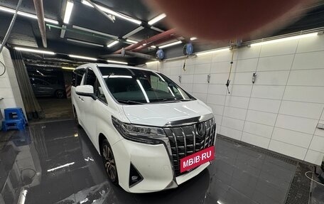 Toyota Alphard III, 2021 год, 5 300 000 рублей, 4 фотография