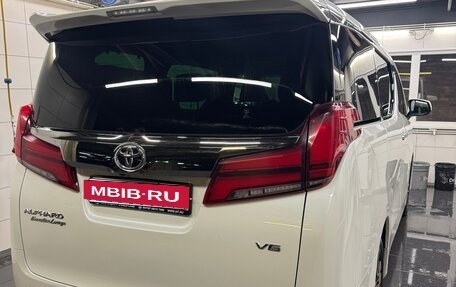Toyota Alphard III, 2021 год, 5 300 000 рублей, 9 фотография