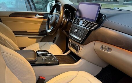 Mercedes-Benz GLS, 2016 год, 6 300 000 рублей, 8 фотография