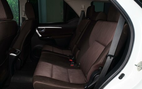 Toyota Fortuner II, 2019 год, 3 298 000 рублей, 9 фотография