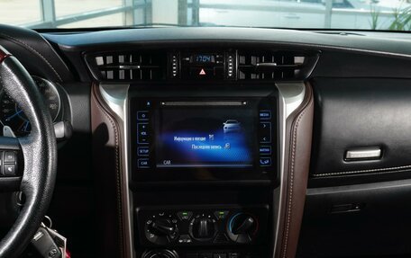 Toyota Fortuner II, 2019 год, 3 298 000 рублей, 20 фотография