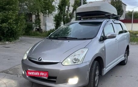 Toyota Wish II, 2003 год, 350 000 рублей, 7 фотография