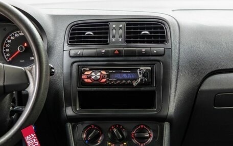Volkswagen Polo VI (EU Market), 2012 год, 823 000 рублей, 14 фотография