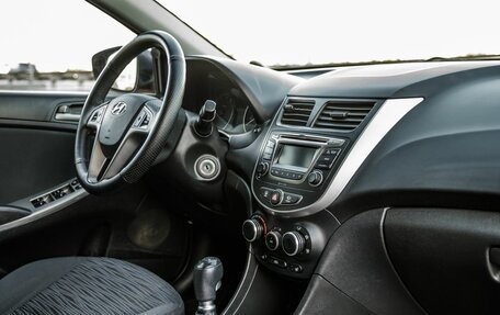 Hyundai Solaris II рестайлинг, 2015 год, 808 000 рублей, 26 фотография