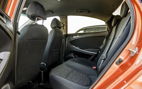 Hyundai Solaris II рестайлинг, 2015 год, 808 000 рублей, 31 фотография
