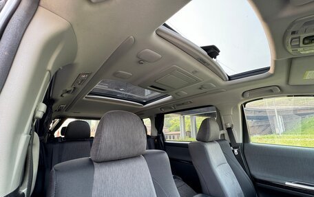 Toyota Vellfire I, 2011 год, 2 375 000 рублей, 9 фотография