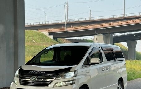 Toyota Vellfire I, 2011 год, 2 375 000 рублей, 32 фотография