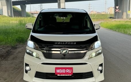 Toyota Vellfire I, 2011 год, 2 375 000 рублей, 24 фотография