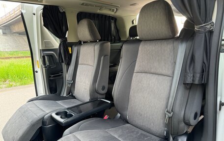 Toyota Vellfire I, 2011 год, 2 375 000 рублей, 36 фотография