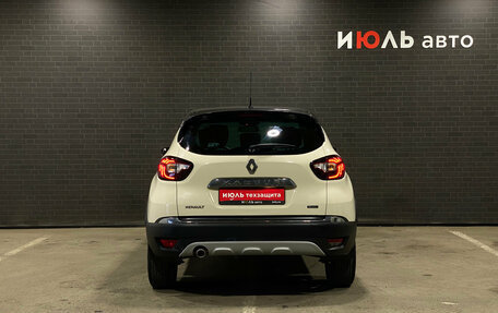 Renault Kaptur I рестайлинг, 2019 год, 1 800 000 рублей, 6 фотография