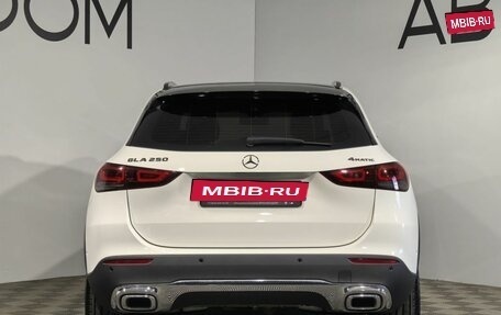Mercedes-Benz GLA, 2020 год, 3 799 000 рублей, 4 фотография