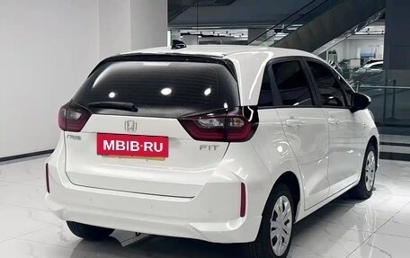 Honda Fit, 2025 год, 1 490 000 рублей, 5 фотография