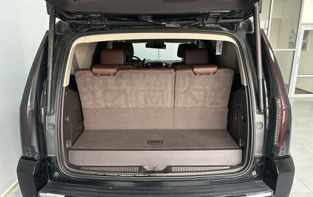Chevrolet Tahoe IV, 2015 год, 3 328 000 рублей, 13 фотография