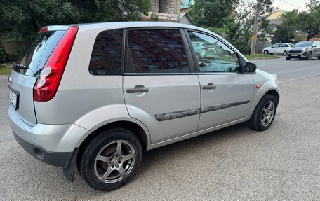 Ford Fiesta, 2007 год, 350 000 рублей, 11 фотография