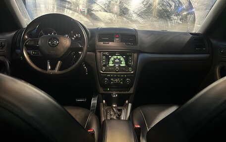 Skoda Yeti I рестайлинг, 2014 год, 1 250 000 рублей, 27 фотография