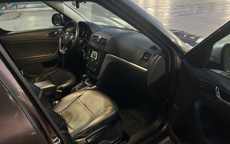 Skoda Yeti I рестайлинг, 2014 год, 1 250 000 рублей, 33 фотография