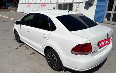 Volkswagen Polo VI (EU Market), 2013 год, 980 000 рублей, 1 фотография