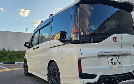 Honda Stepwgn IV, 2015 год, 1 820 000 рублей, 10 фотография
