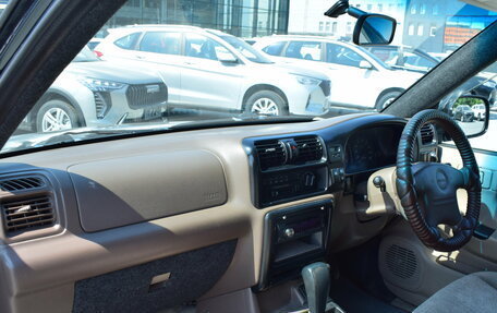 Isuzu Wizard II, 2001 год, 650 000 рублей, 14 фотография