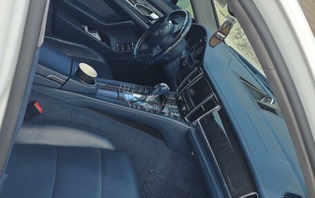 Porsche Panamera II рестайлинг, 2009 год, 3 200 000 рублей, 3 фотография