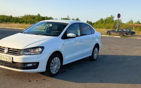 Volkswagen Polo VI (EU Market), 2018 год, 1 230 000 рублей, 5 фотография