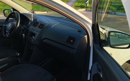 Volkswagen Polo VI (EU Market), 2018 год, 1 230 000 рублей, 16 фотография