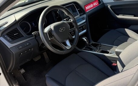 Hyundai Sonata VII, 2019 год, 2 000 000 рублей, 5 фотография