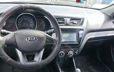 KIA Rio III рестайлинг, 2013 год, 695 000 рублей, 6 фотография