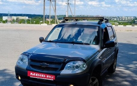 Chevrolet Niva I рестайлинг, 2012 год, 410 000 рублей, 5 фотография