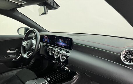 Mercedes-Benz CLA, 2021 год, 3 000 000 рублей, 14 фотография
