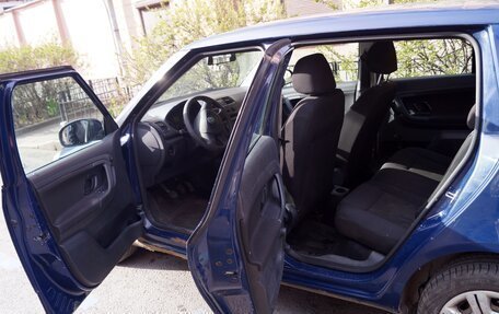 Skoda Fabia II, 2011 год, 320 000 рублей, 8 фотография