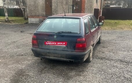 Skoda Felicia I рестайлинг, 1997 год, 99 020 рублей, 2 фотография